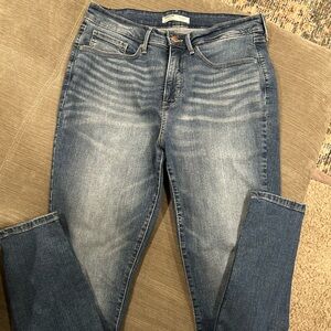 Signature Dark Blue Women's Skinny Jeans